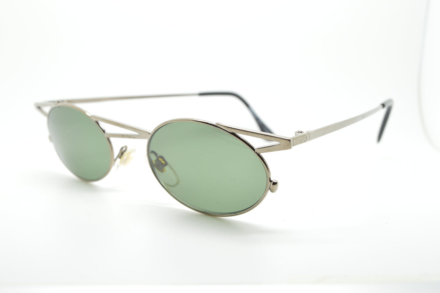 Asymmetrical Top Bar Silver/Green