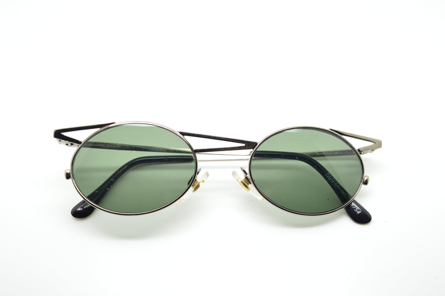 Asymmetrical Top Bar Silver/Green