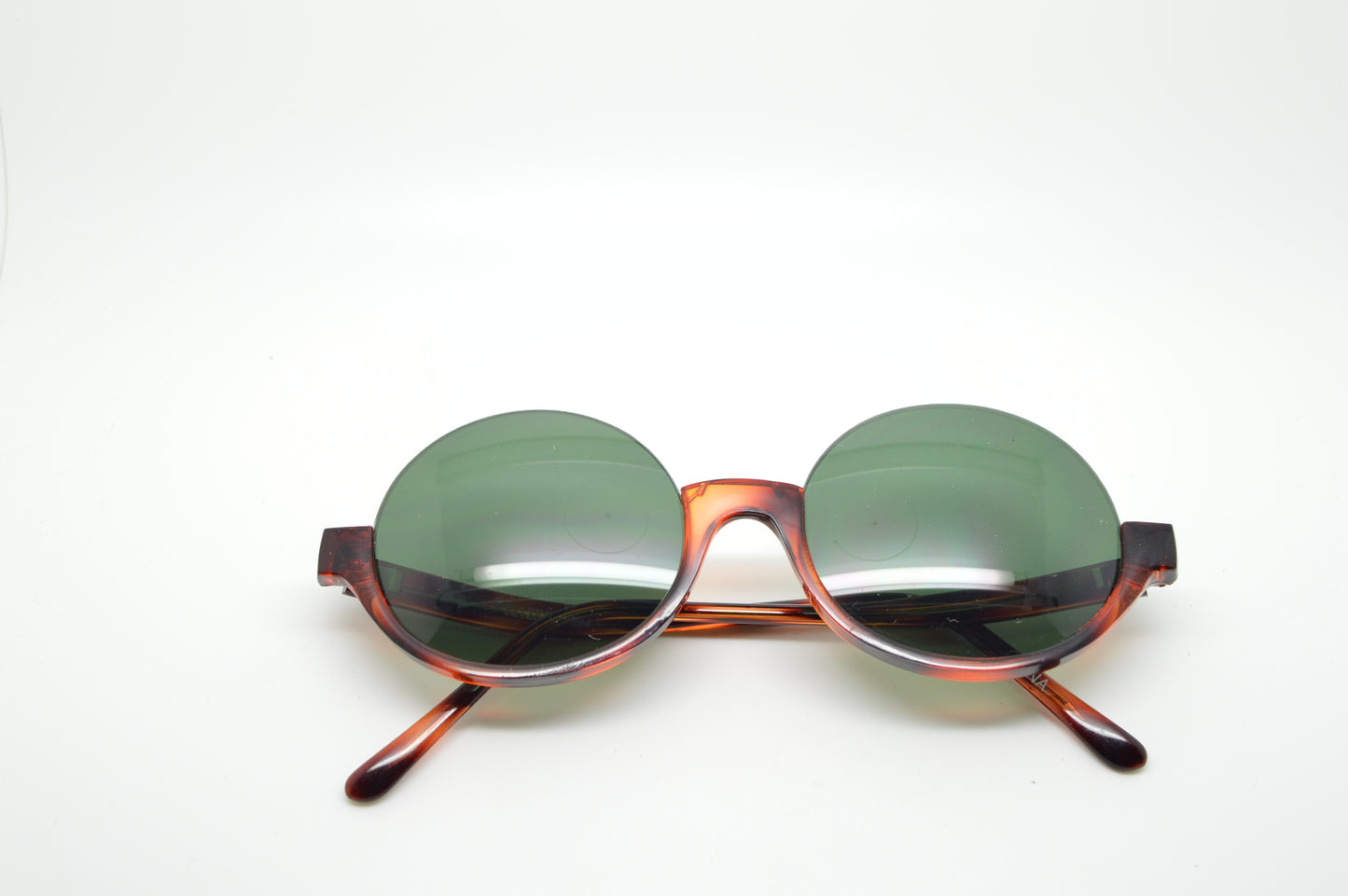 Round Hipster 90's