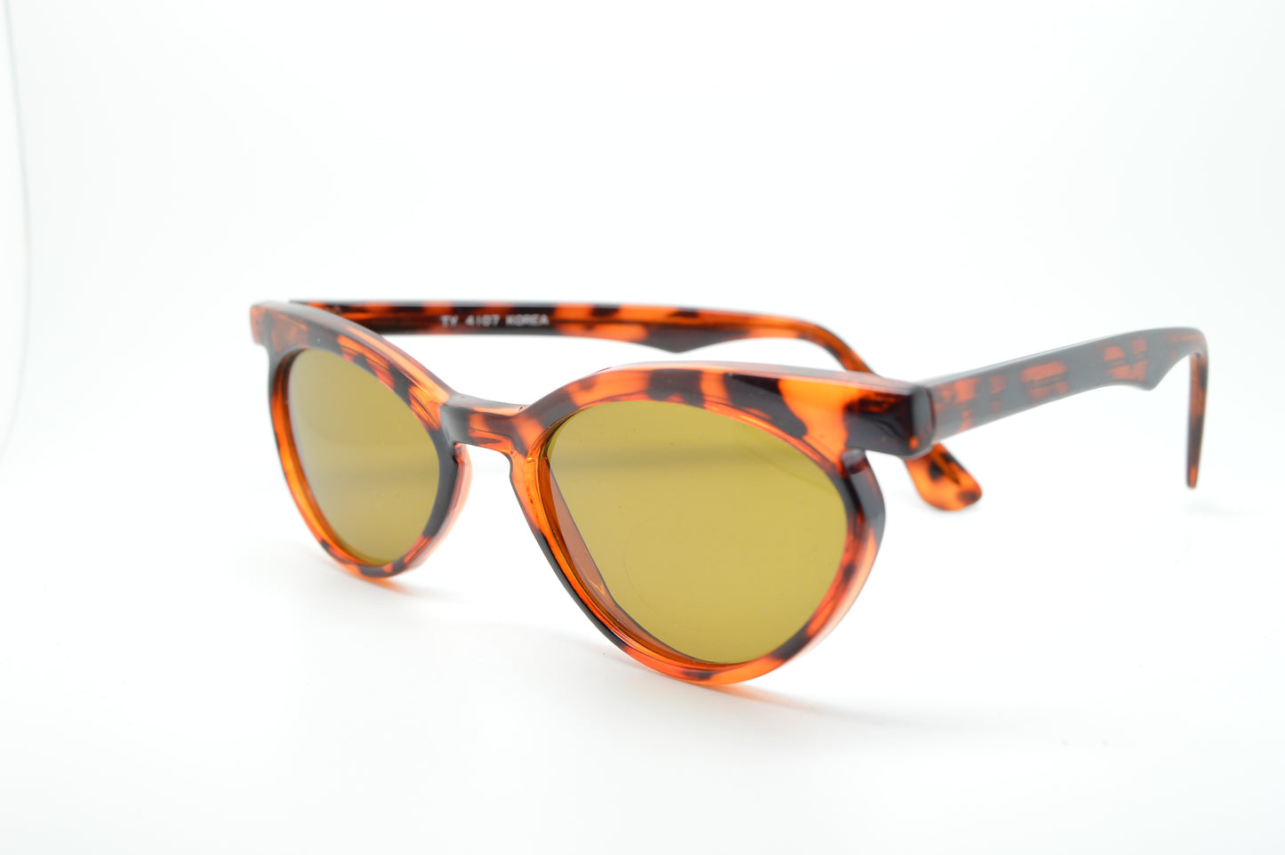 Vintage Cat Eye Gina Brown