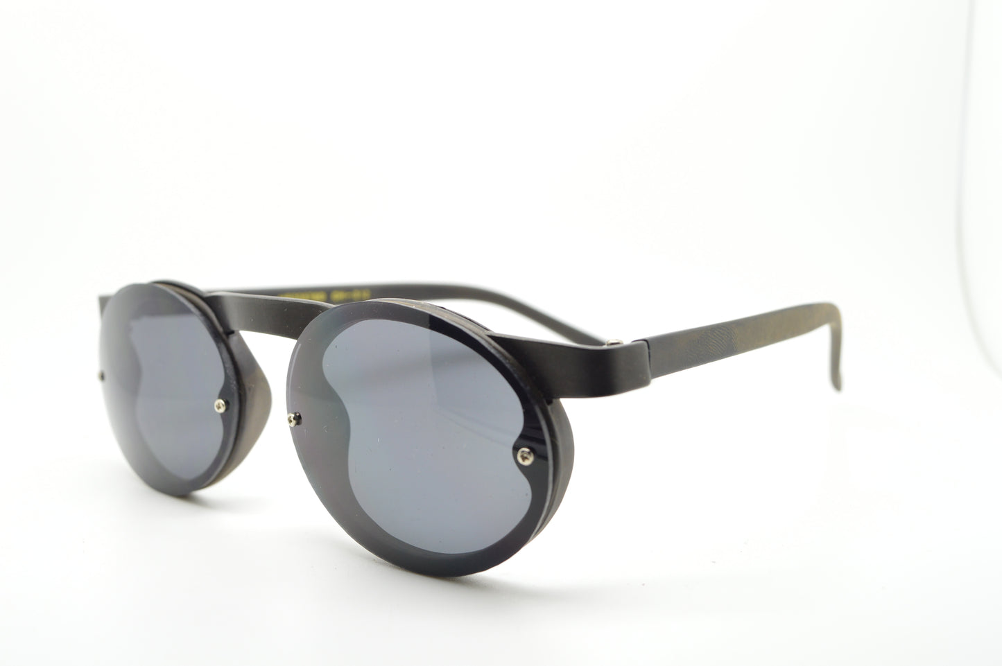 Oval Vintage Goth Black