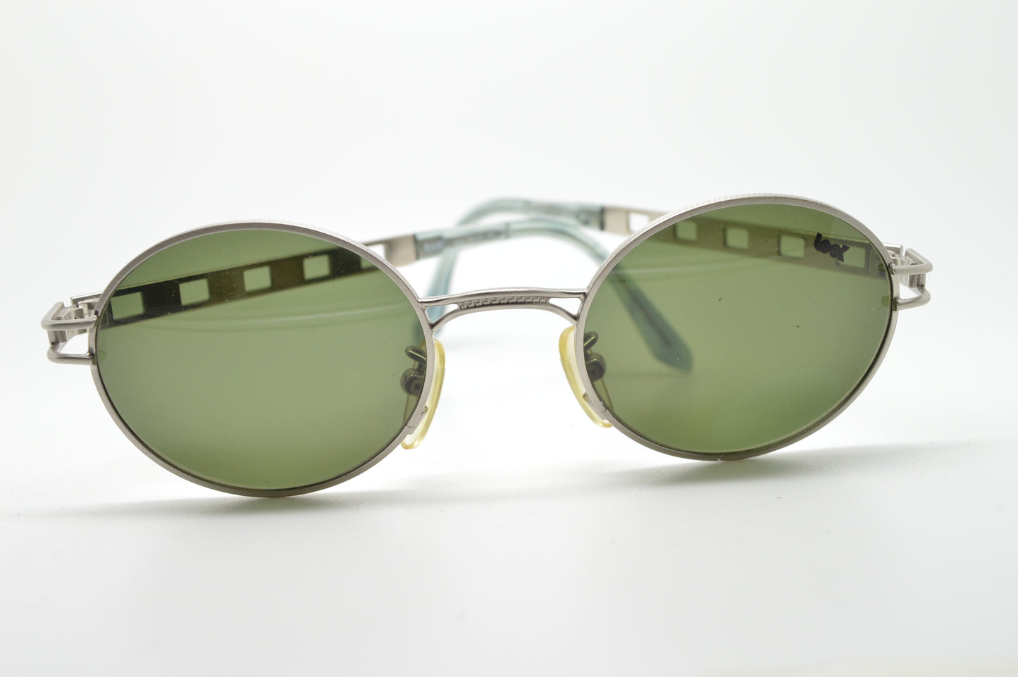 Look "712 011"