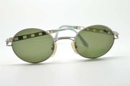 Look "712 011"