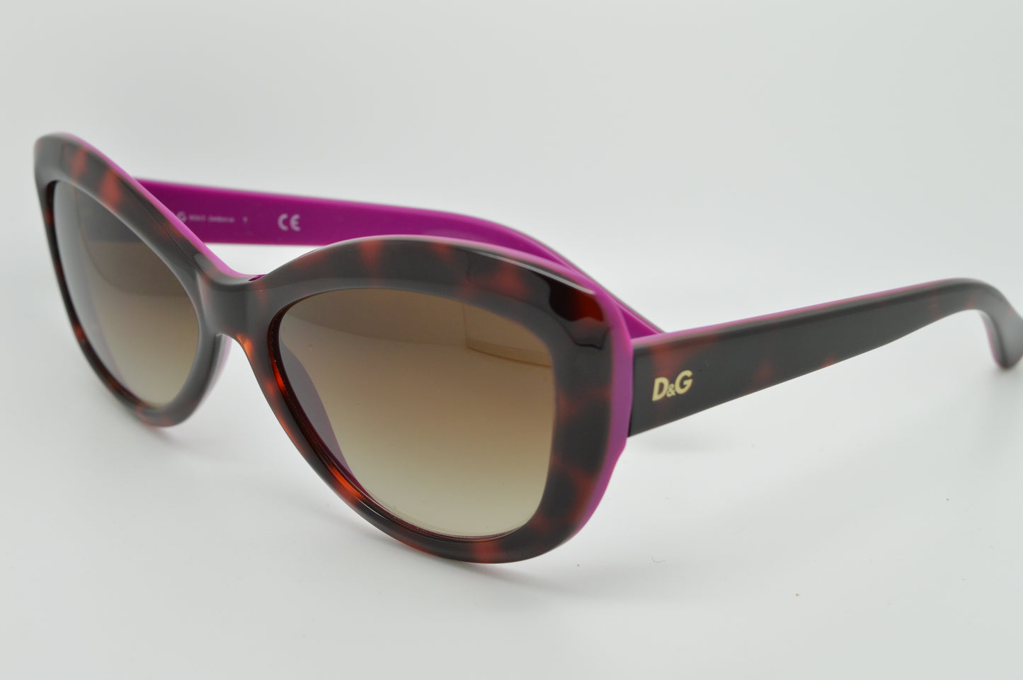 D&G 3046