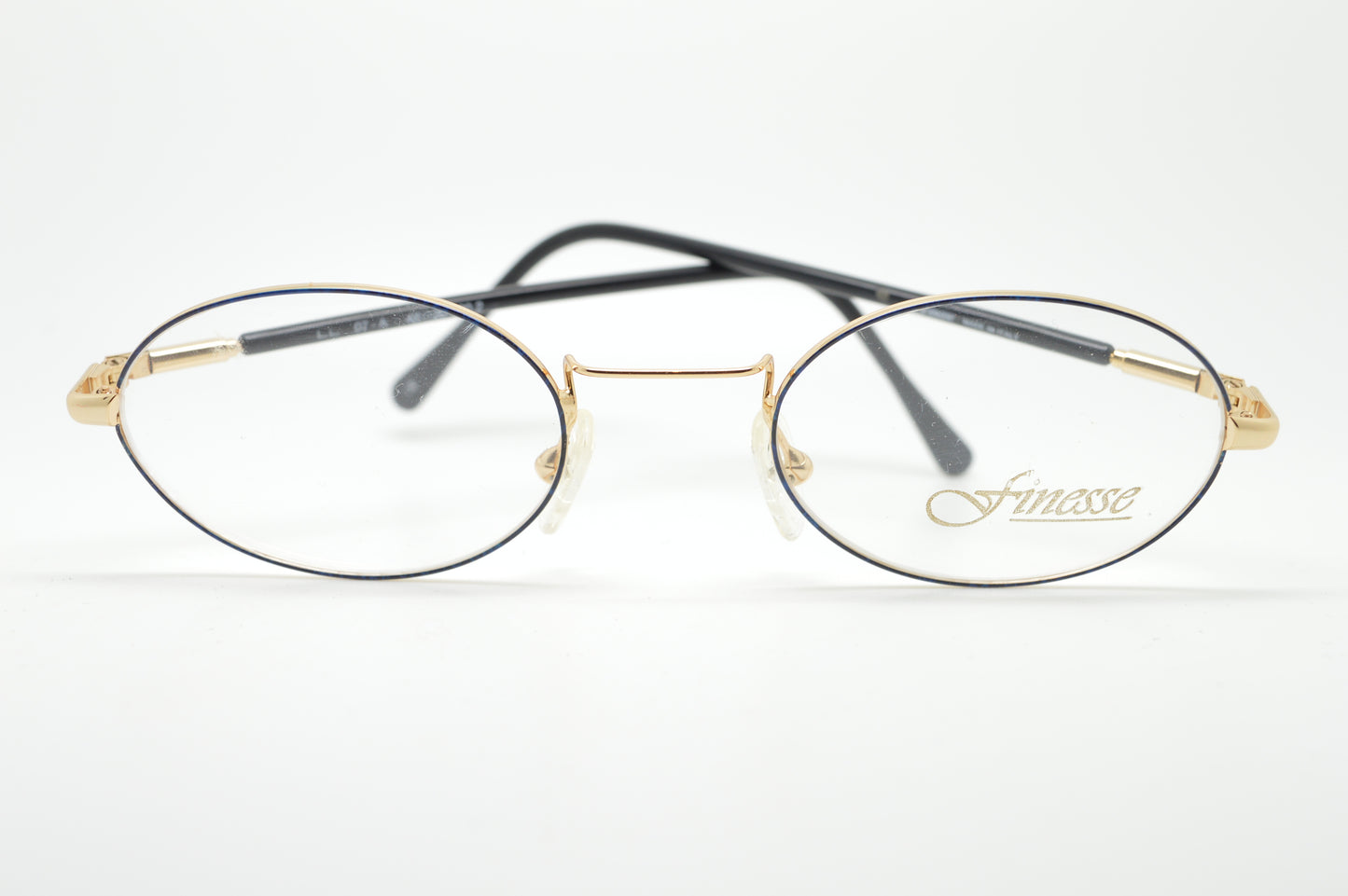 Finesse  07-A 002