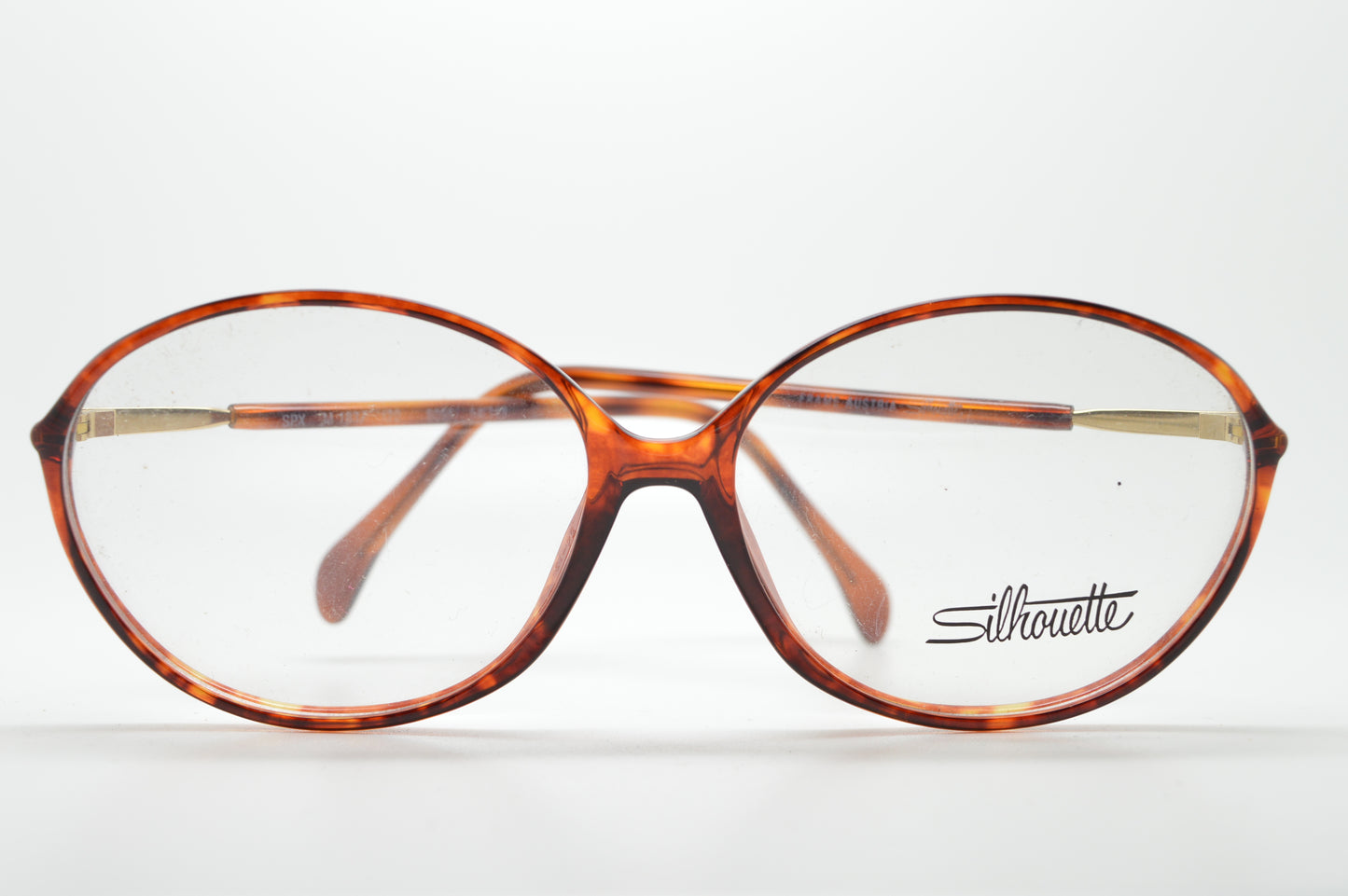 Silhouette SPX  1837